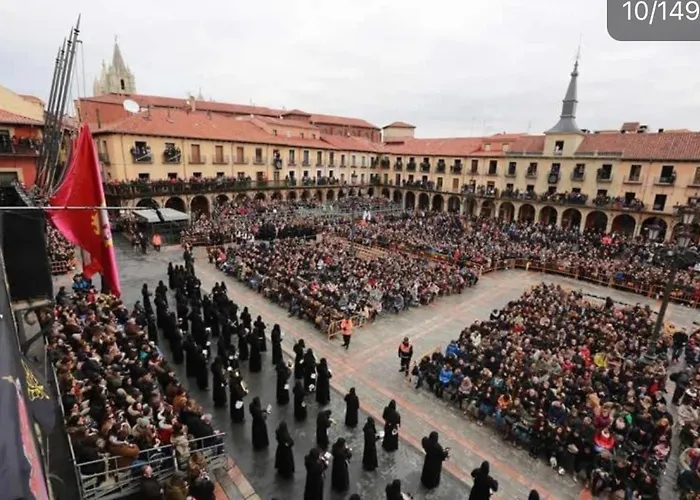 Arquitecto De La Vida - Plaza Mayor Leon